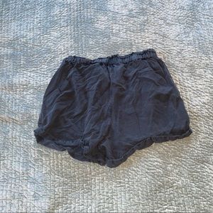 Aerie size medium gray shorts with tie